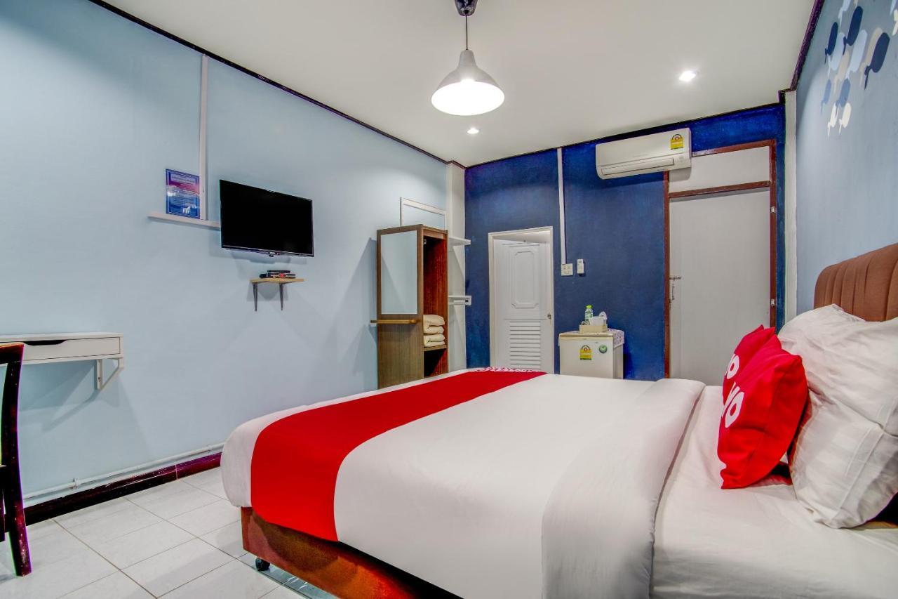 Hotel Pha Mansion à Chachoengsao Extérieur photo