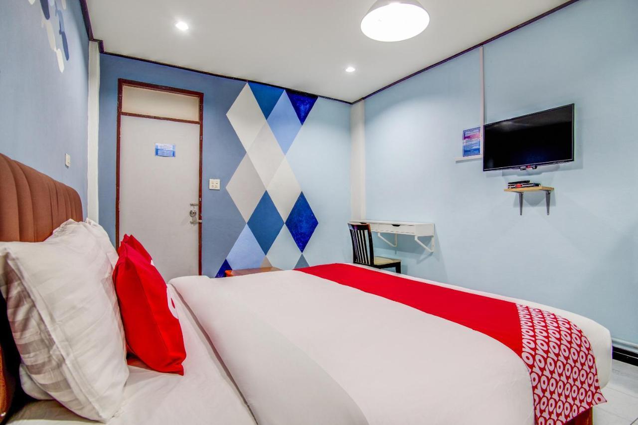 Hotel Pha Mansion à Chachoengsao Extérieur photo